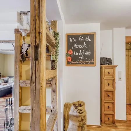 Familienkomfort In Schlossnaehe, Cleaning Included 別荘